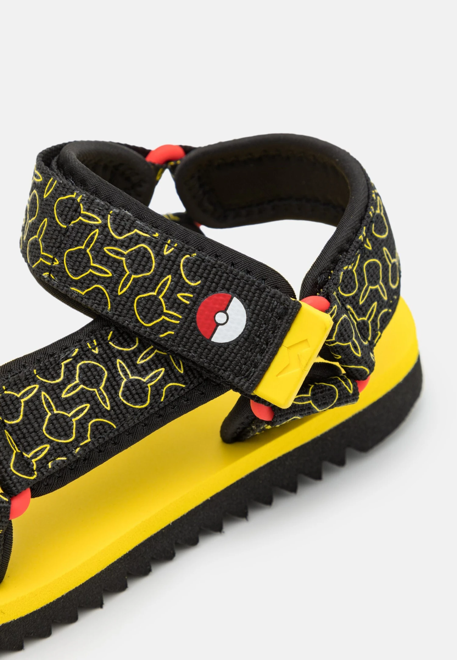 Clarks Pokemon Peak Go Unisex - Sandalias - Black 8 Clarks Pokemon Peak Go Unisex - Sandalias - Black - Imagen 6