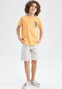 DeFacto Shorts - Beige