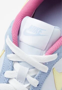 Nike Sportswear Zapatillas - Cobalt Bliss/Citron Tint/Football Grey/Cosmic Fuchsia -tienda de zapatos 63cf21aaca324c35b95d900a47c3b950