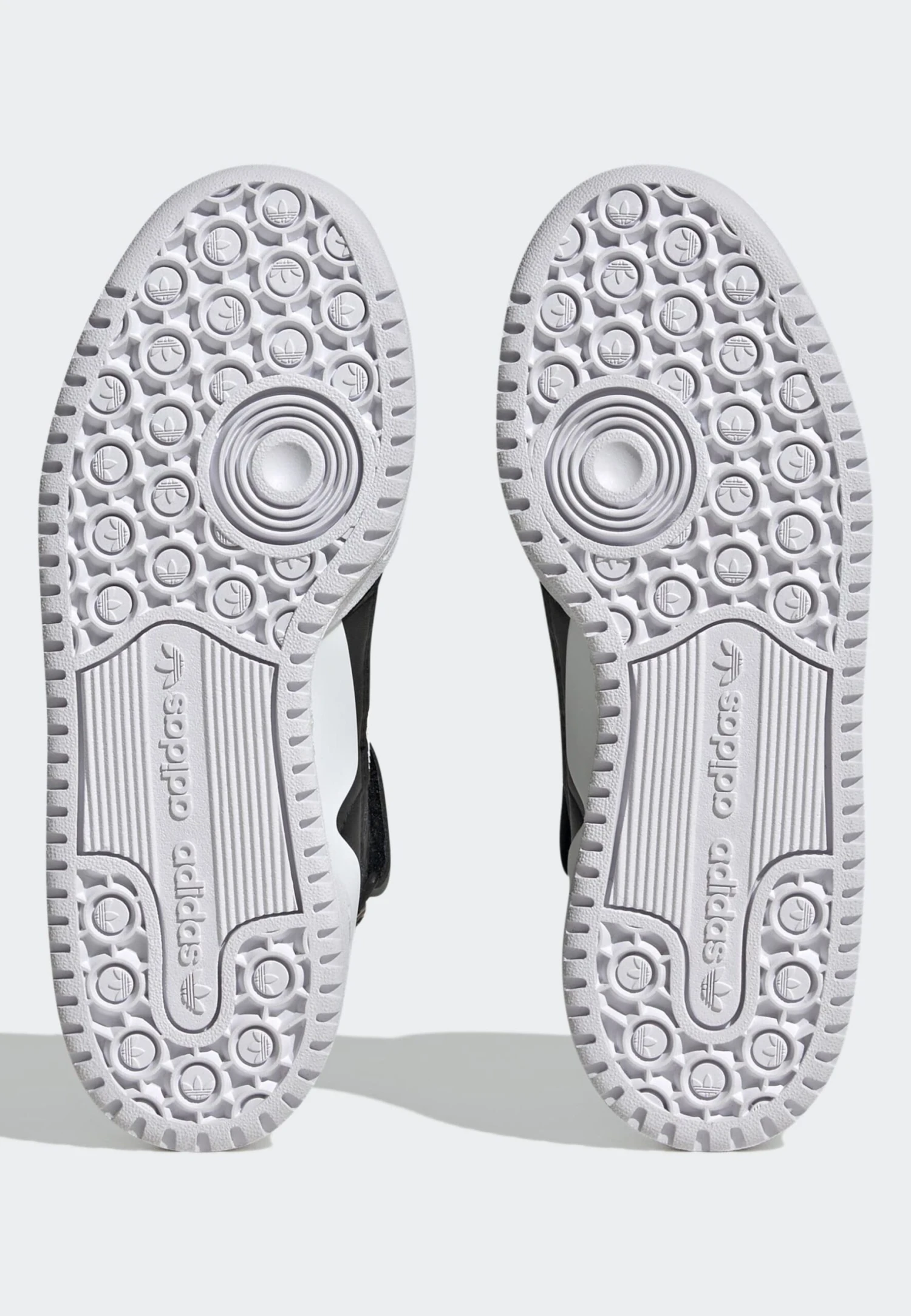 Adidas Originals Forum Mid- Zapatillas Altas - Core Black Cloud White Cloud White 6 Adidas Originals Forum Mid- Zapatillas Altas - Core Black Cloud White Cloud White - Imagen 4