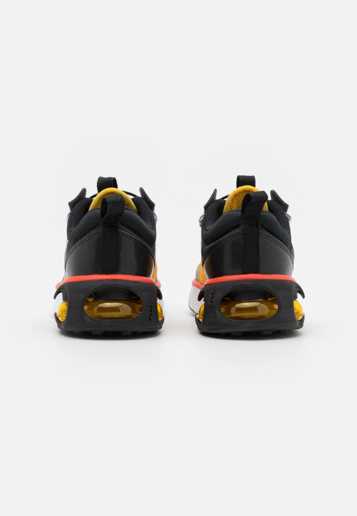 Nike Sportswear Air Max 2021 Unisex - Zapatillas - Black/White/Mystic Red/Cosmic Clay 5 Nike Sportswear Air Max 2021 Unisex - Zapatillas - Black/White/Mystic Red/Cosmic Clay - Imagen 3