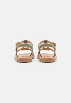 Badazar - Sandalias - Tilleul -tienda de zapatos cee58944edc24a3dba3bad7c8416f2f6