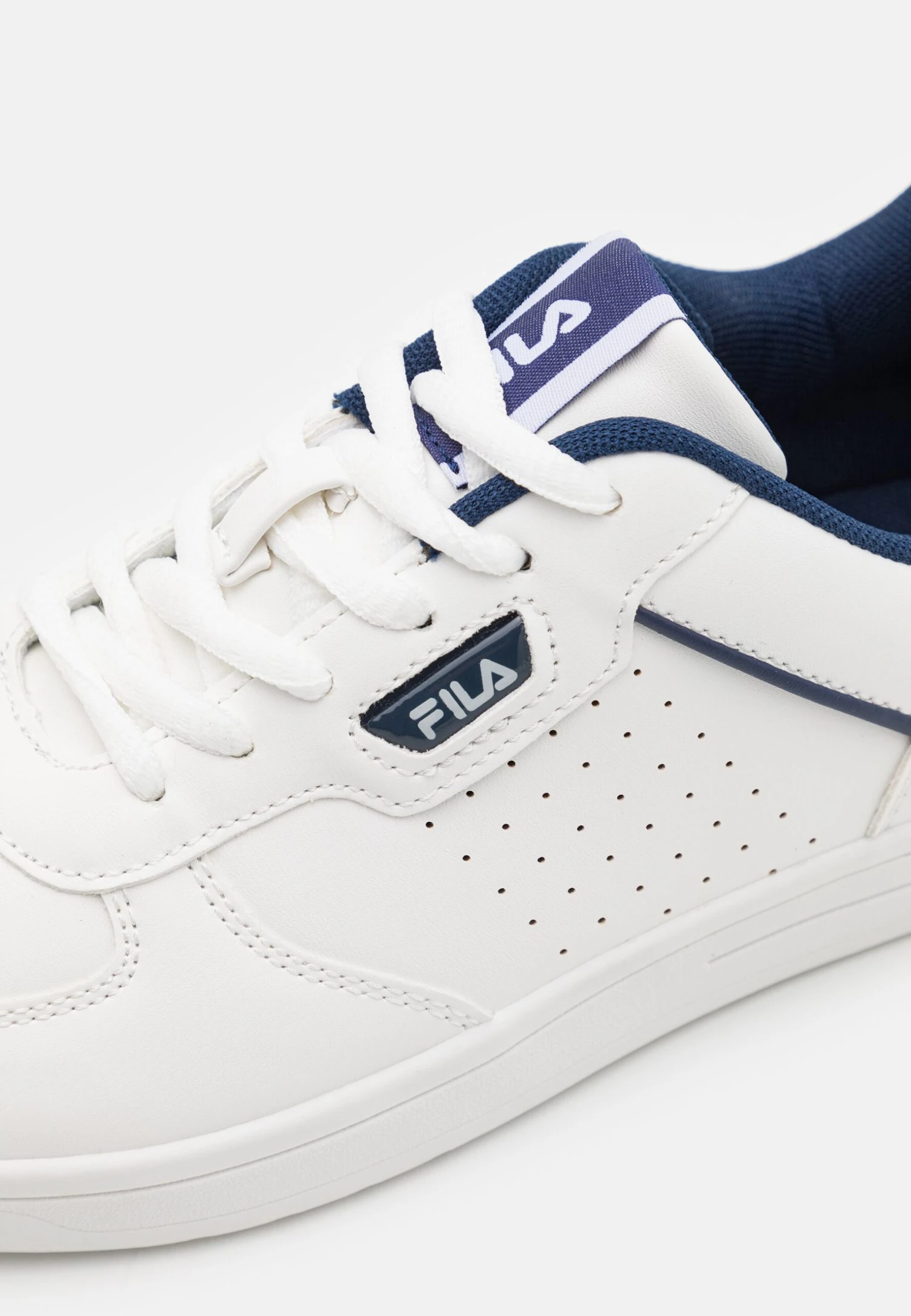 Fila C. Court Unisex - Zapatillas - White/Medieval Blue 8 Fila C. Court Unisex - Zapatillas - White/Medieval Blue - Imagen 6
