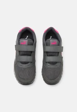 Puma St Runner Unisex - Zapatillas - Shadow Gray/White/Glowing Pink 11 Puma St Runner Unisex - Zapatillas - Shadow Gray/White/Glowing Pink -tienda de zapatos ece9fdfc58544ad89e20fb5b904656bc